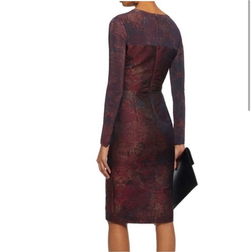 Max Mara Varna NWOT Jacquard Print Bordeaux Sheath Dress As Seen On TV 36 / US 2 - Picture 3 of 16